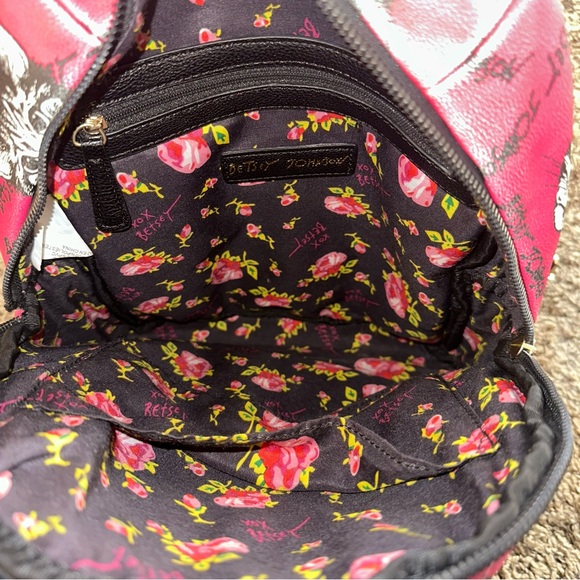 Pink Cat Print Backpack - Picture 13 of 15
